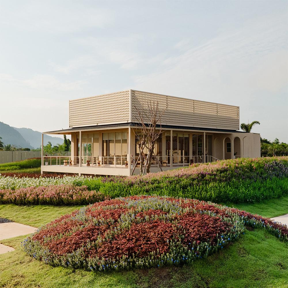 นาวาคีรี บูทีค รีสอร์ท สตูล